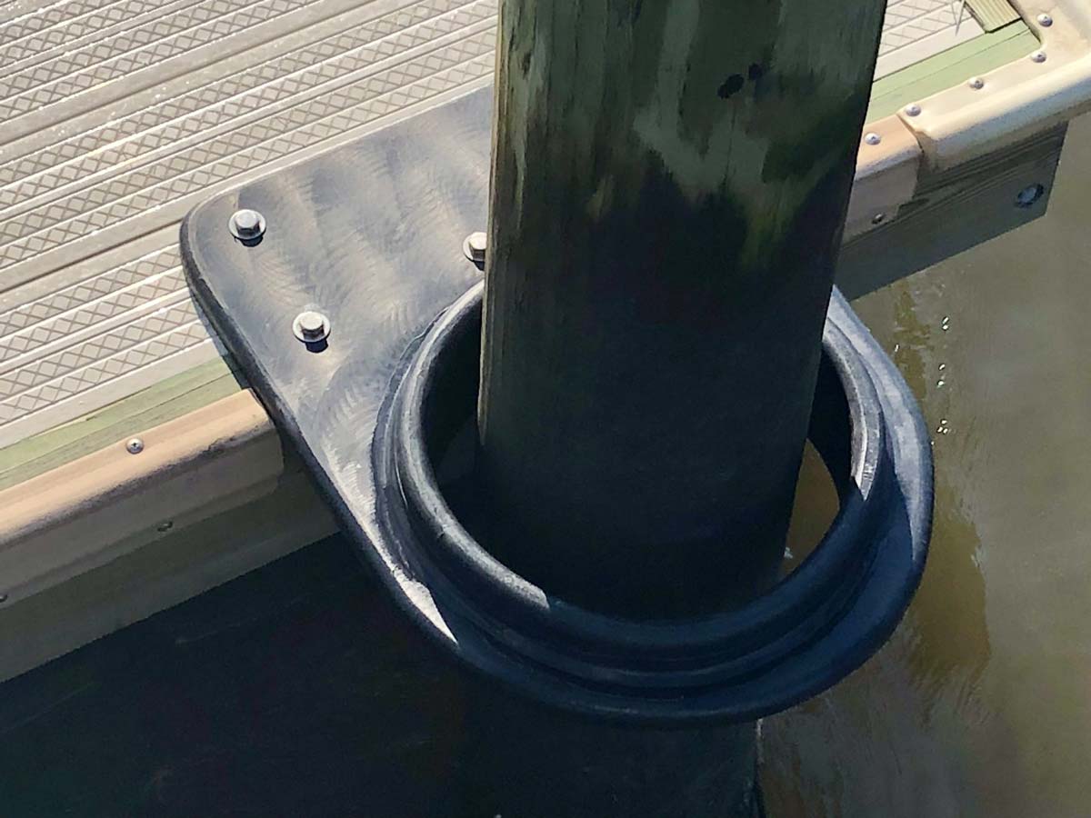 9" FRESHWATER EXTERNAL PILE GUIDE 6" TALL